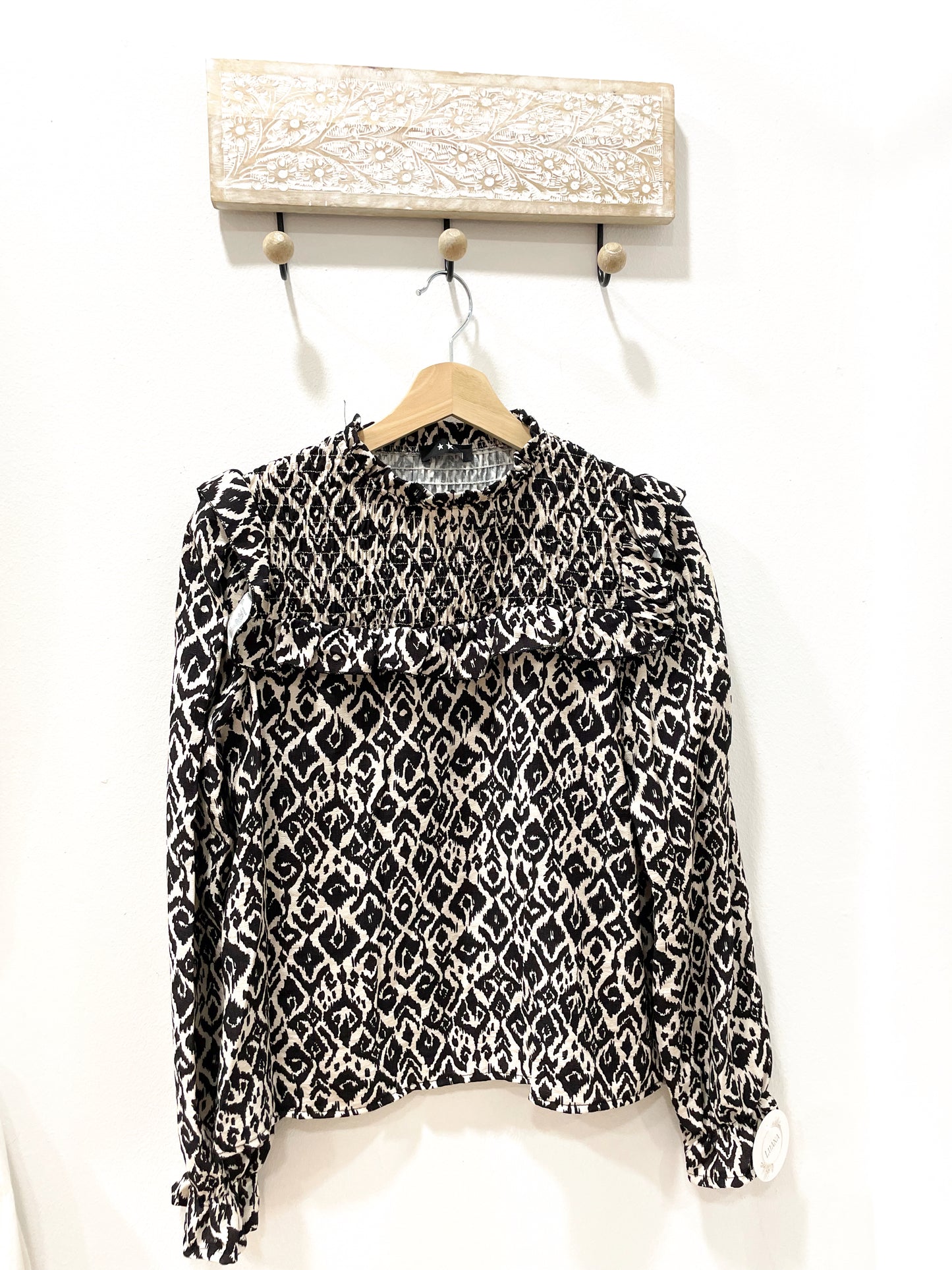 Blusa estampada negro