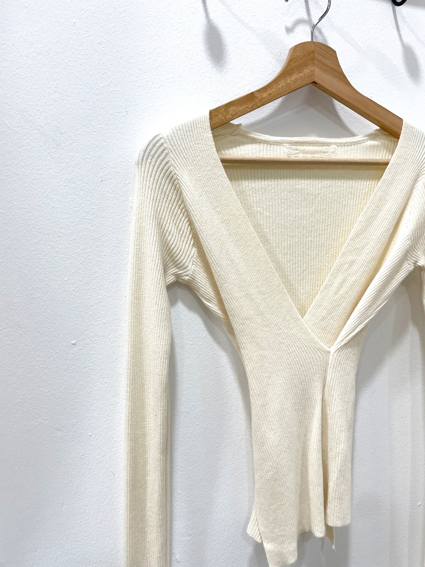 Jersey cruzado beige