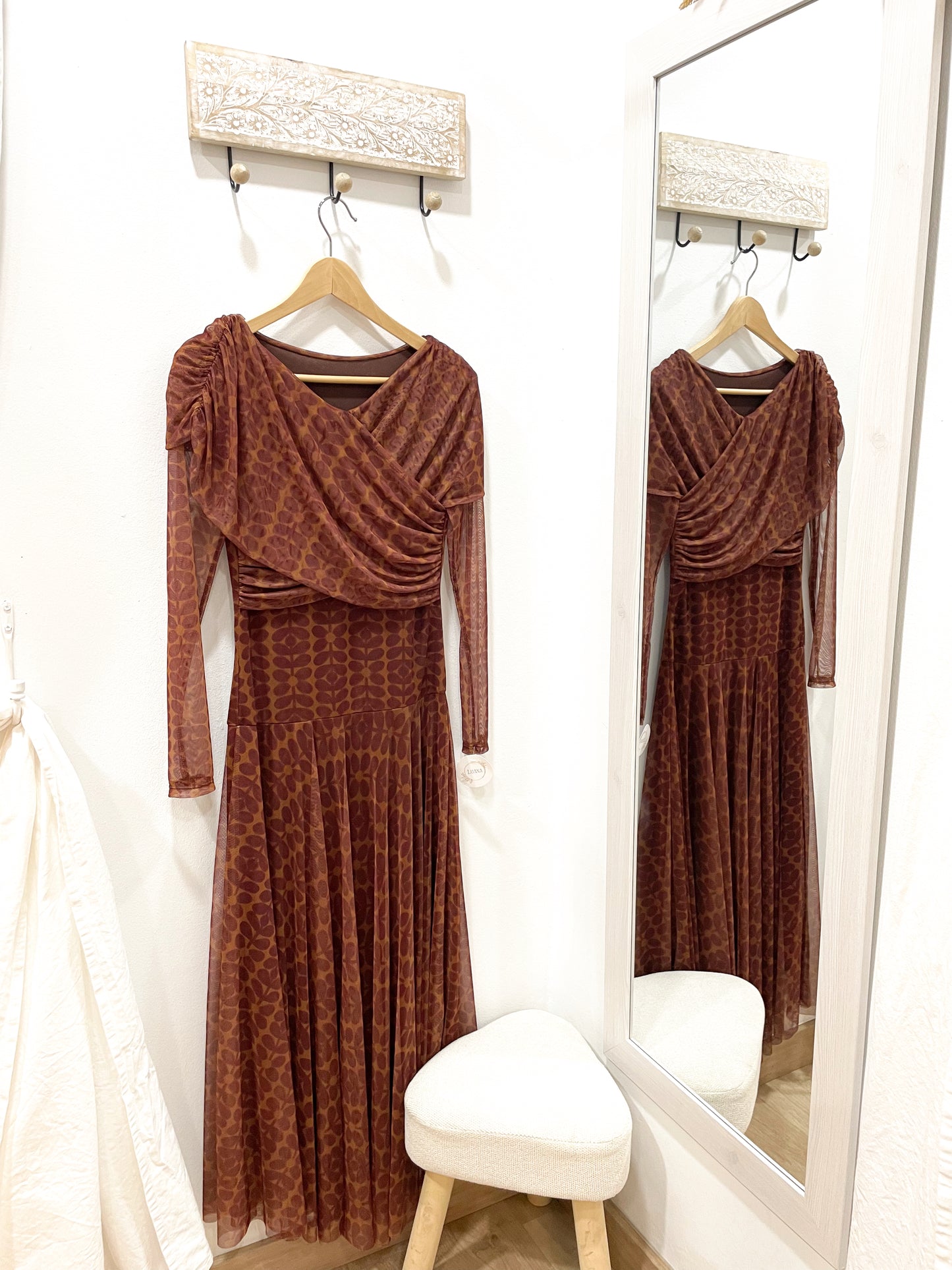 Vestido tul cruzado marrón
