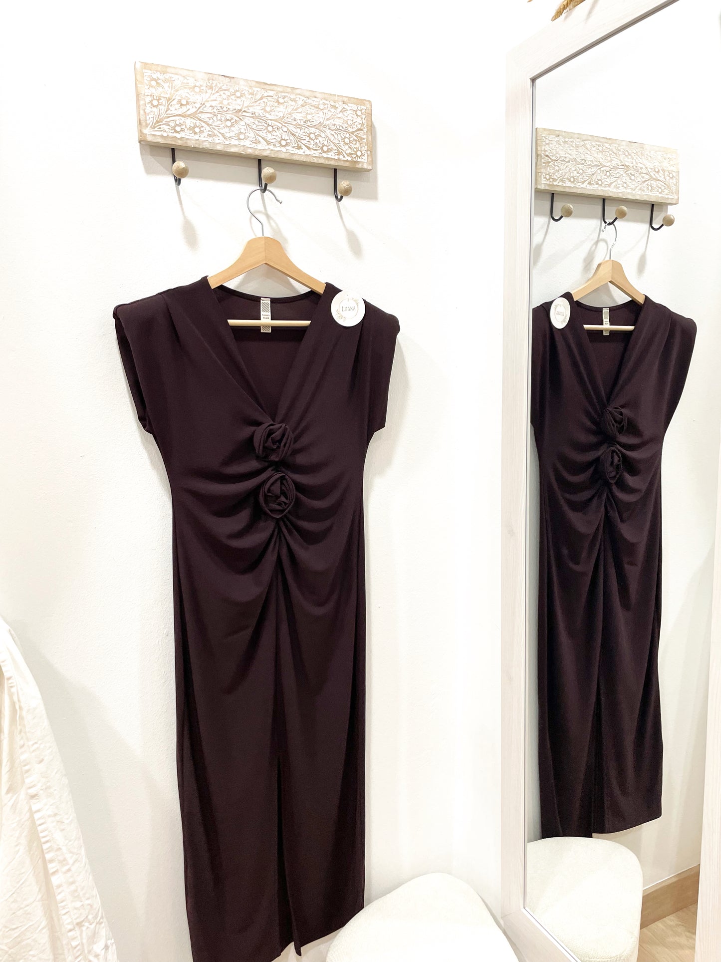 Vestido rosas burdeos
