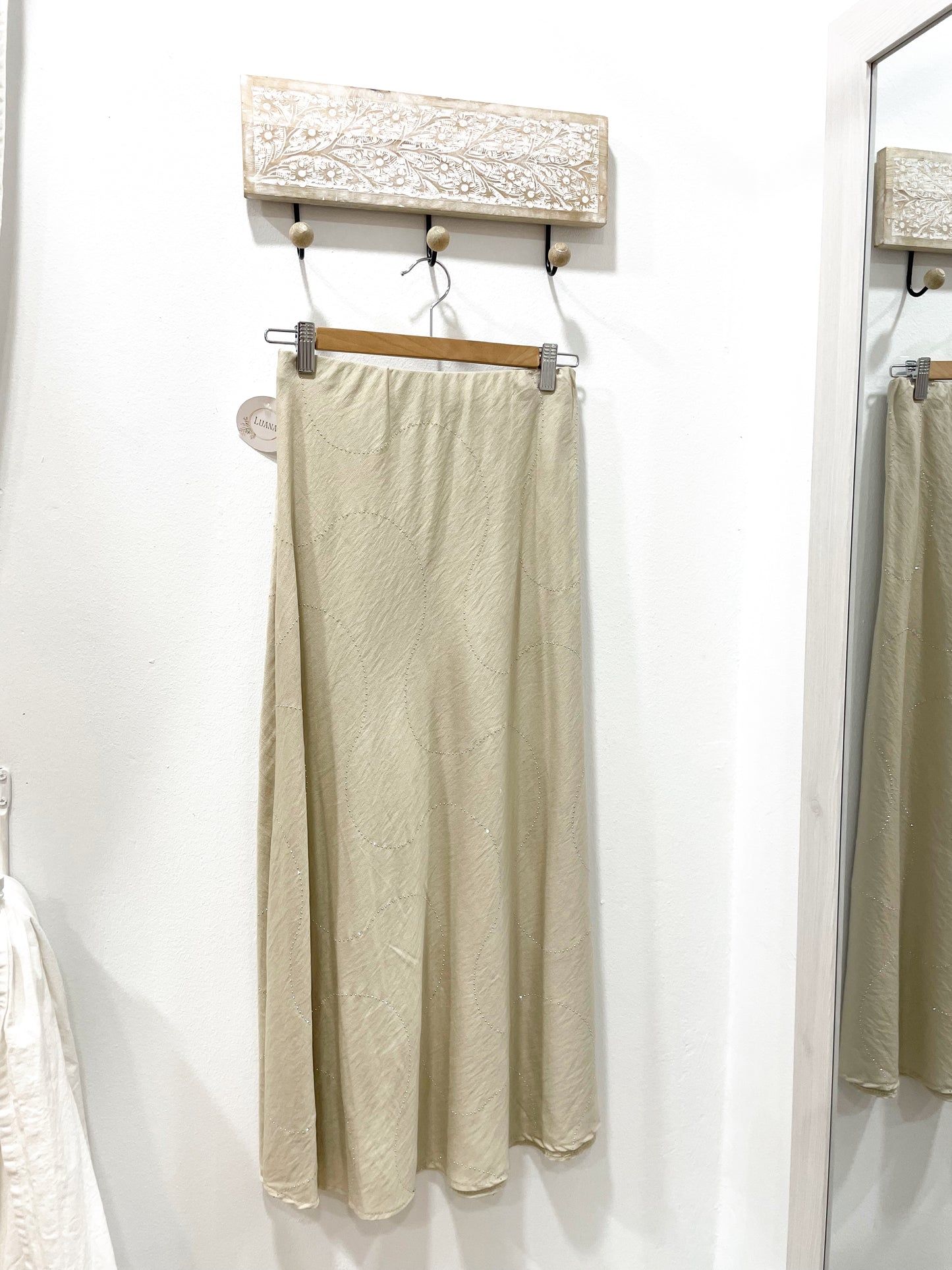 Falda beige brillo