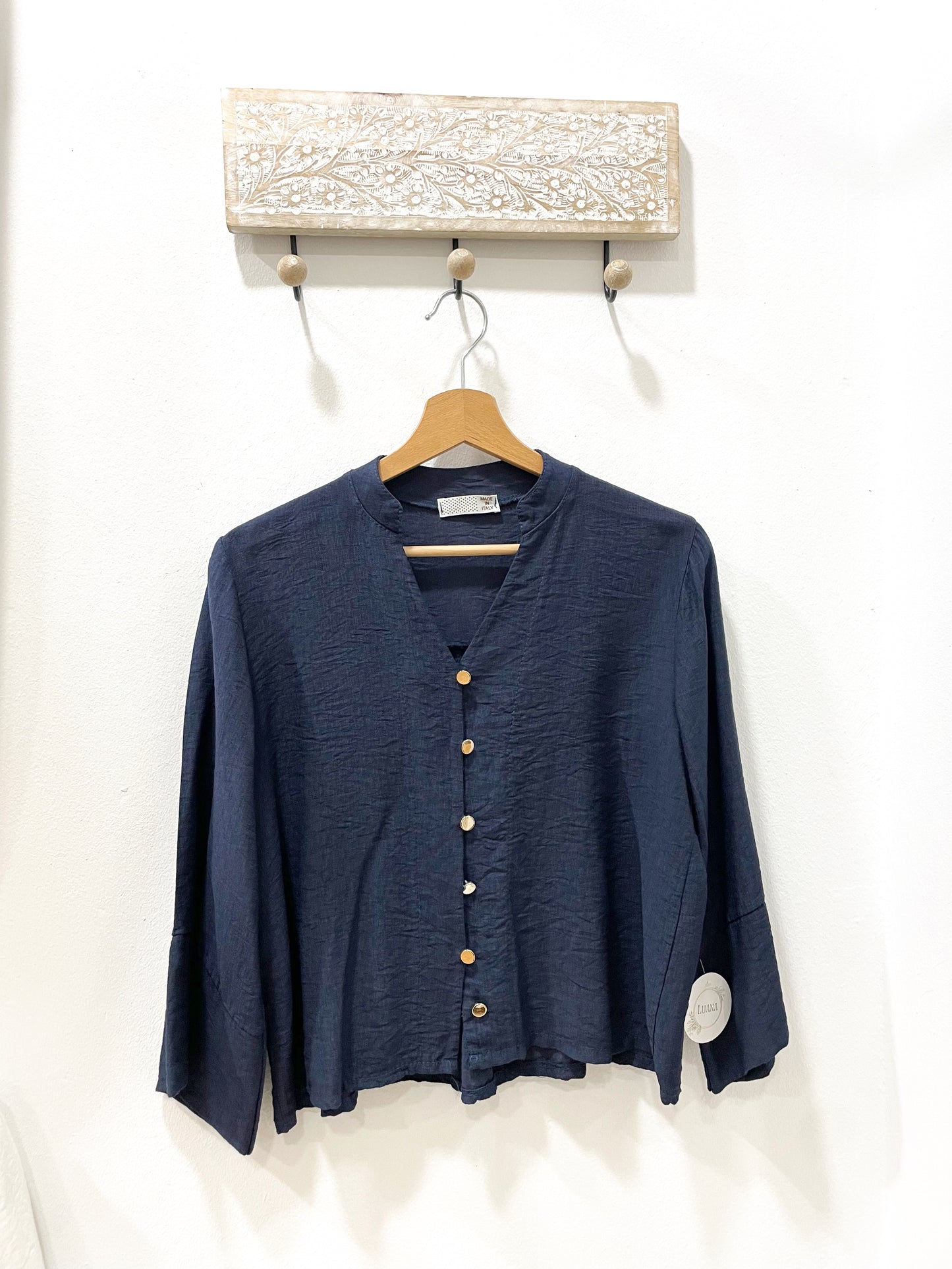 Blusa azul botones