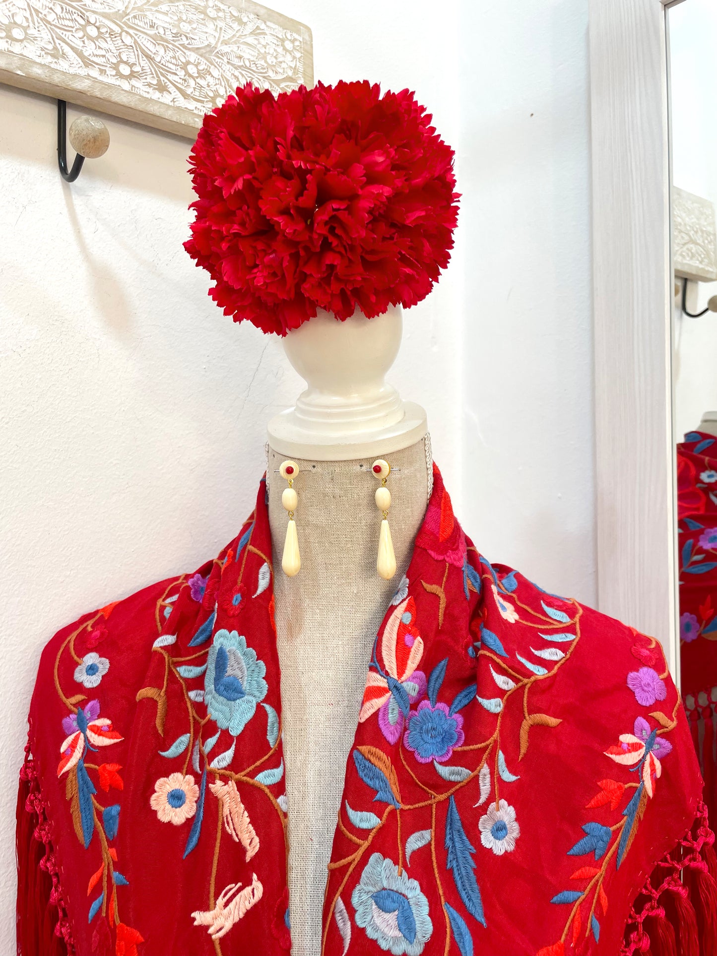 Mantón bordado colores 25