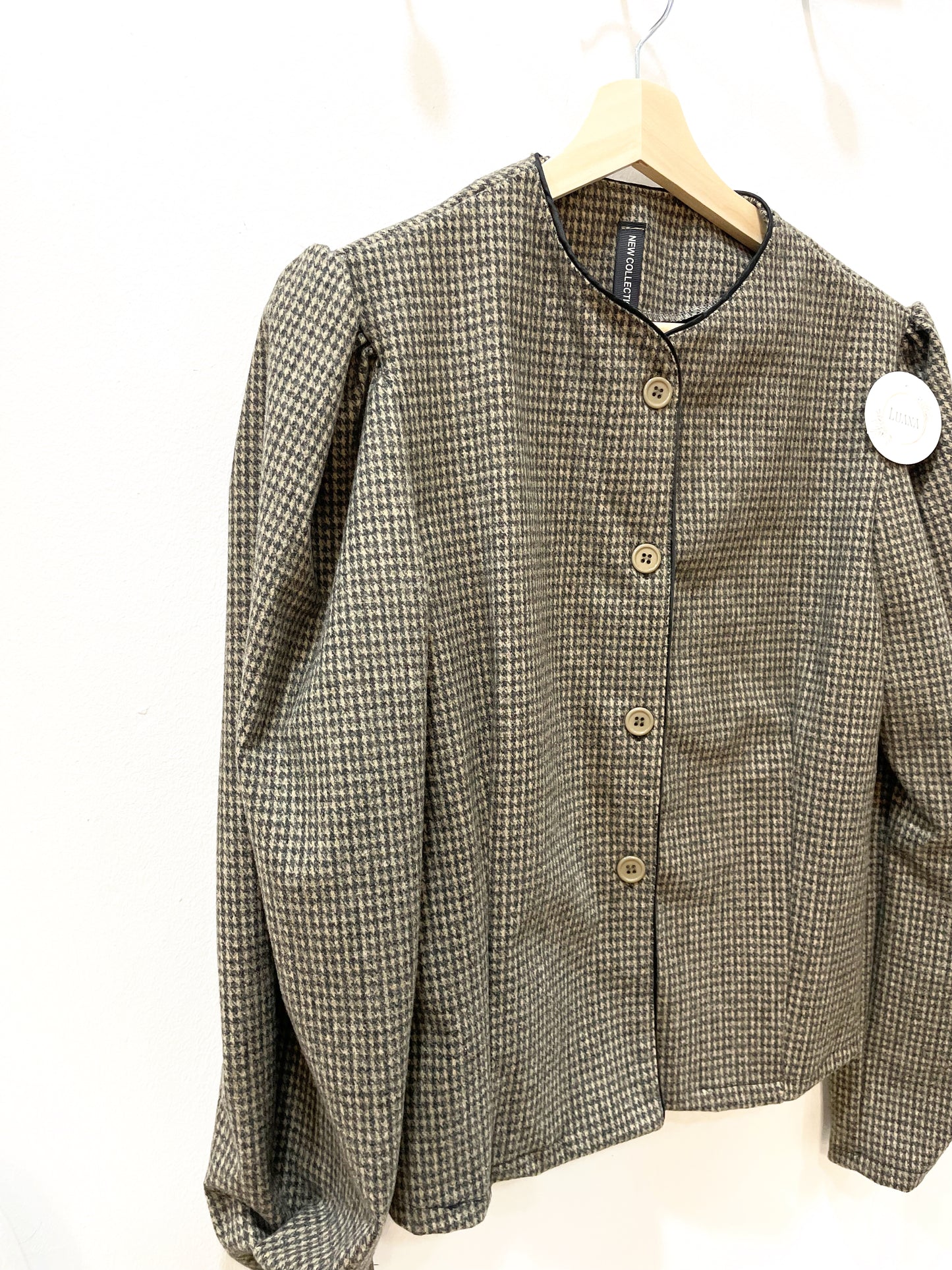 Chaqueta pico de gallo gris