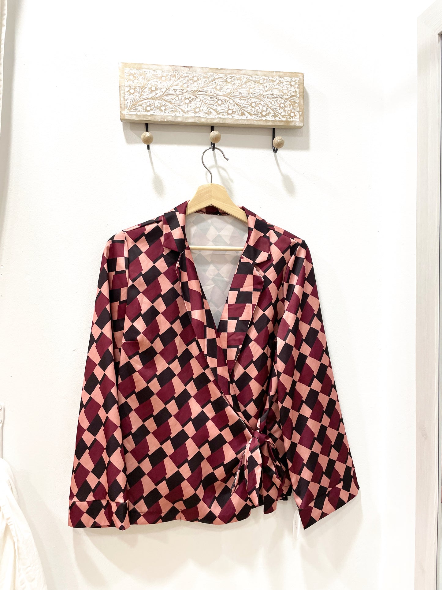 Chaqueta satinada rombos