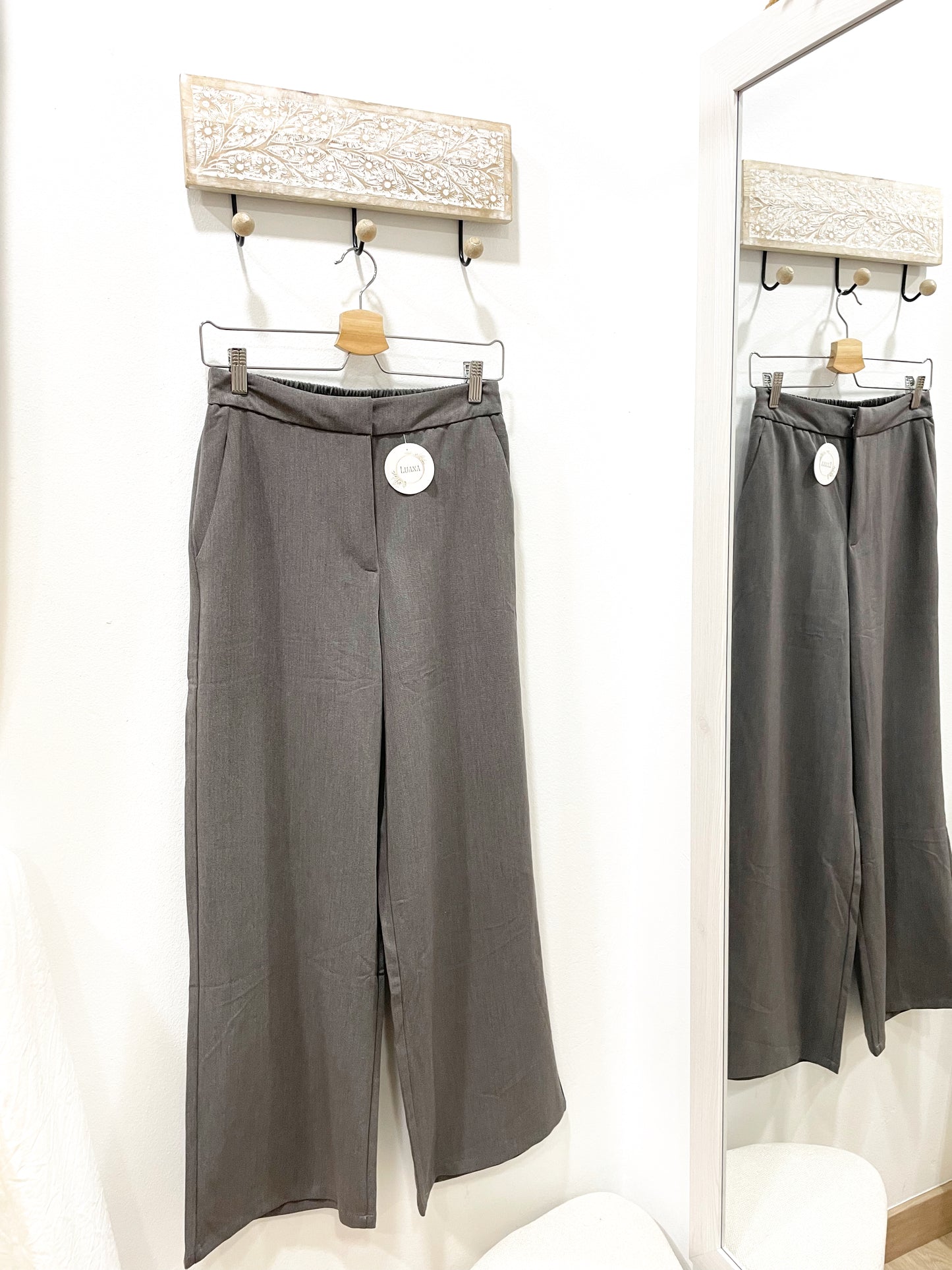 Pantalón traje gris