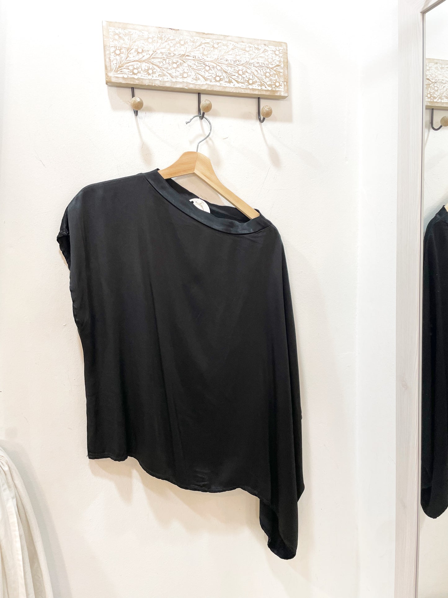 Blusa asimétrica (+ colores)