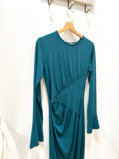 Vestido fruncido asimétrico