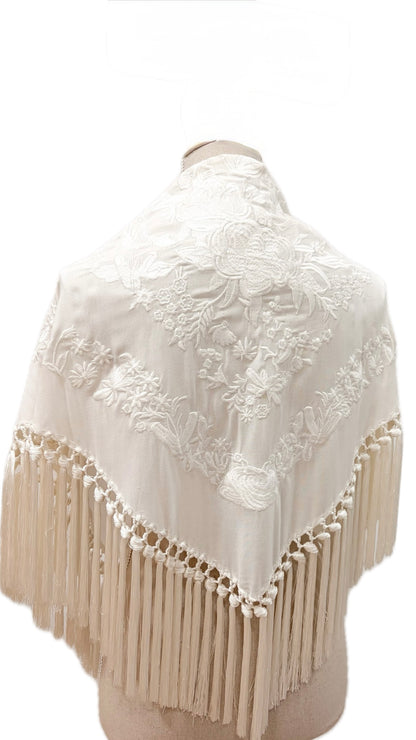 Mantón bordado 21