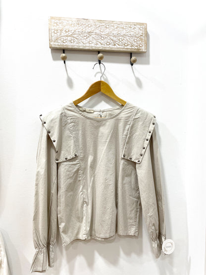 Blusa tachuelas estrellas (+colores)