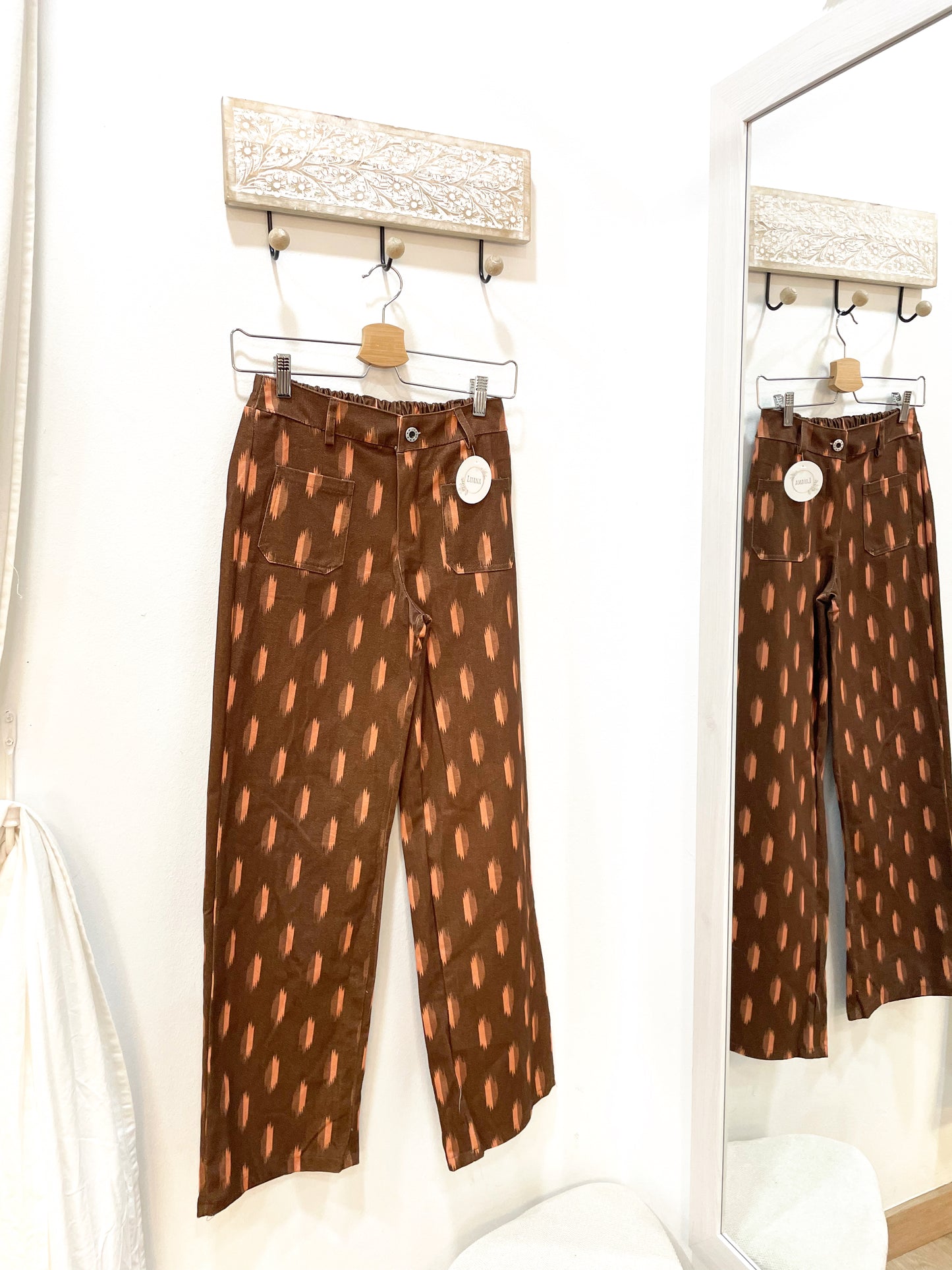 Pantalón vaquero estampado