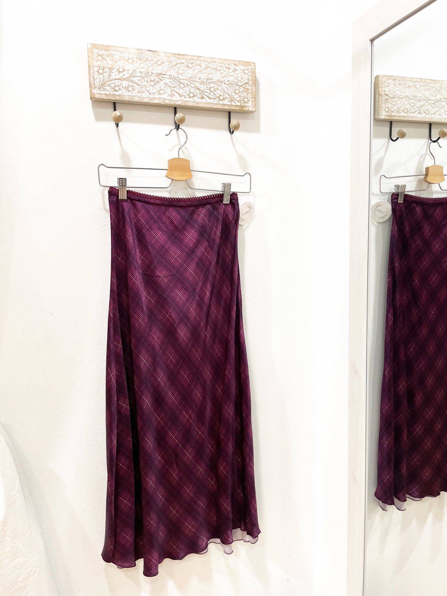 Falda satinada cuadros