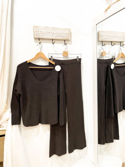 Conjunto punto marrón