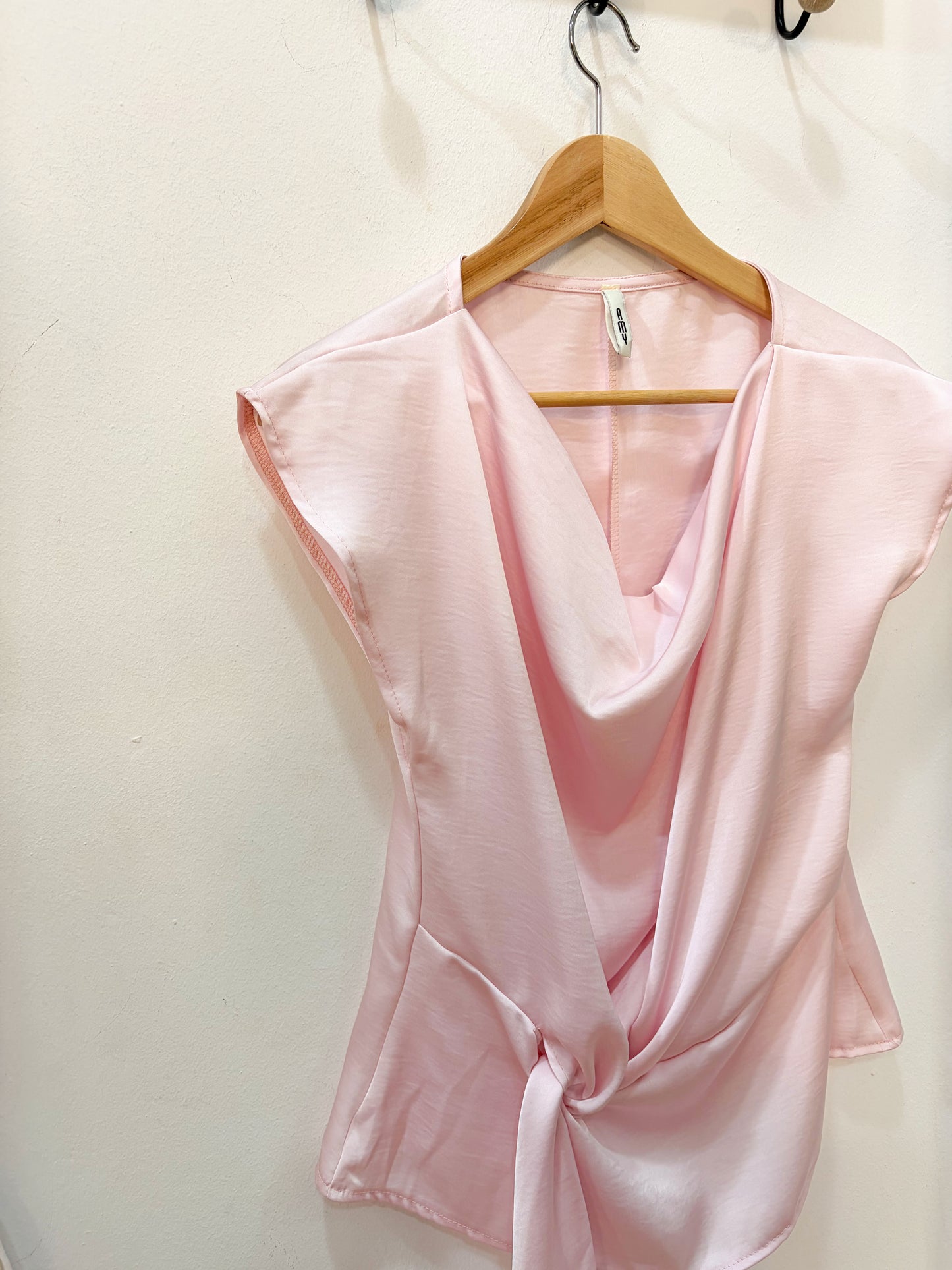 Blusa satinada rosa