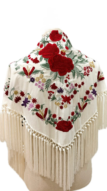 Mantón bordado 22