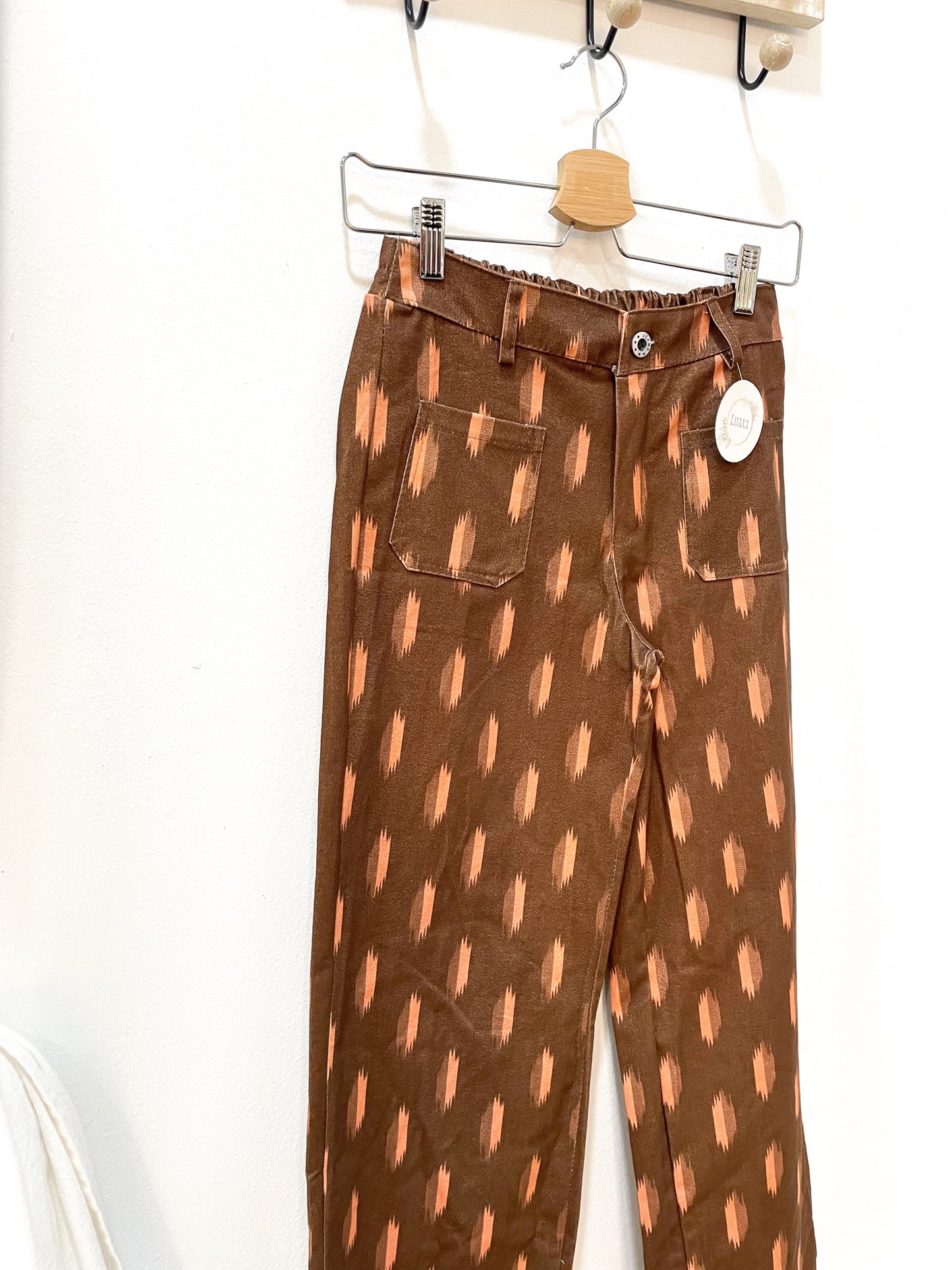 Pantalón vaquero estampado