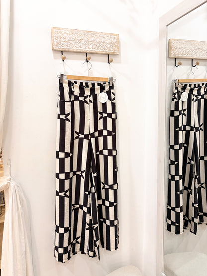 Pantalón estampado pez