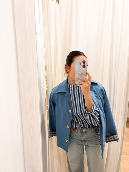 Gabardina corta azul