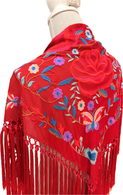 Mantón bordado 1